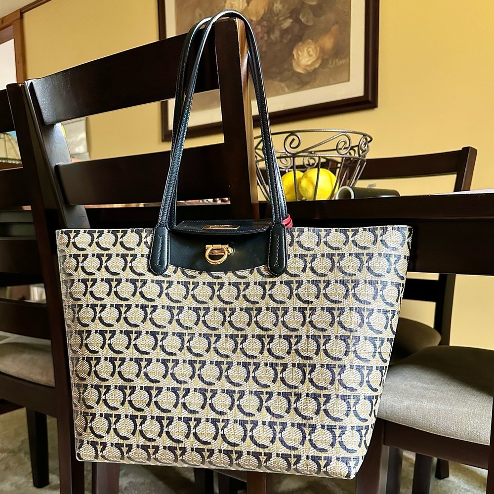 Salvatore Ferragamo Gancini Tote